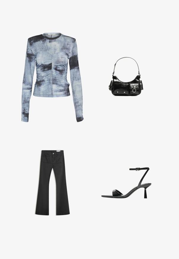 Top a maniche lunghe in blu e nero con motivo tie-dye, presenta dettagli arricciati sul seno e ai lati, realizzato in un tessuto morbido e elasticizzato.; Jeans neri a campana realizzati in denim con una texture liscia, dotati di due tasche posteriori e chiusura con bottone in vita.; Bershka Sandali con tacco - black; Borsa a spalla in vernice nera con forma curvata, una tracolla, tasche frontali e dettagli in metallo argentato.