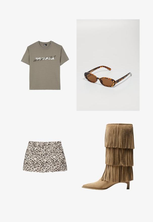 The Kooples T-shirts print - olive kaki; Leopardmønstret denim mini nederdel med fransede kanter, der har forlommer og et klassisk talje med to metalknapper.; Fringe ankelstøvle i tan ruskind med tre lag af frynser. Spids tå og en lav blokhæl. Glat tekstur over det hele.; Skildpadde-solbriller med ovale stel, brune linser og slanke sorte arme med diskrete mønster-indsatser.
