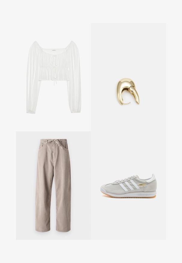 Balta sutrumpinta palaidinė su ilgomis, pūstomis rankovėmis. Yra raukšlė priekyje ir raištelis kaklo iškirptėje. Lygaus, lengvo audinio.; Šviesiai rudi kordūriniai kelniai, laisvo kirpimo, su raišteliu reguliuojamu juosmeniu, dviem priekinių kišenėlių ir vertikalia juostele.; Šviesiai pilki sportbačiai, pagaminti iš zomšos ir tinklinės medžiagos, su trimis baltais dryžiais, apvaliu pirštu ir guma padu. Auksinė logotipo detalė šalia raištelių.; Aukso tono metalinės auskarai su stilingu, kreiviu dizainu. Išsiskiria ryškiu smailiu pavidalu, poliruota paviršiumi ir užsegimu su vyriu.