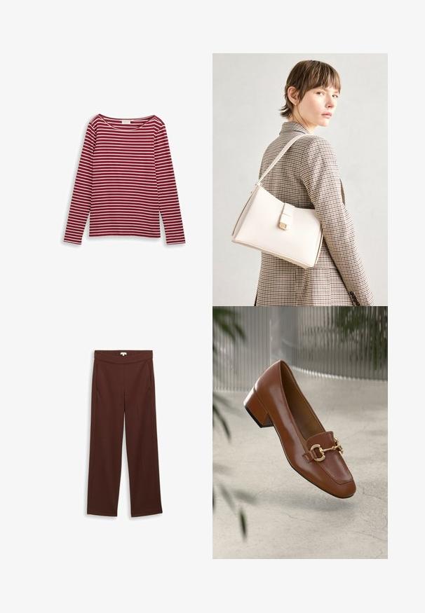 Czerwono-biała koszulka z długim rękawem, o szerokim dekolcie i prostym kroju. Wykonana z miękkiego materiału z równymi poziomymi paskami.; Brązowe spodnie o szerokich nogawkach z elastycznym pasem, charakteryzujące się gładką fakturą i subtelnym wzorem. Zaprojektowane z bocznymi kieszeniami i dopasowanym krojem.; Brązowe lakierowane mokasyny z kwadratowym noskiem, metalowym łańcuszkiem i niskim blokowym obcasem; gładka faktura, minimalistyczny design.; Biała skórzana torebka o strukturalnym wzorze, z magnetycznym zapięciem i paskiem na ramię, zaprezentowana na neutralnym tle.