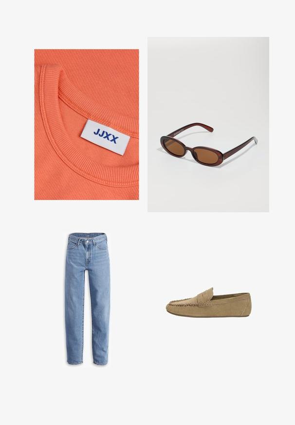 Koralska pamučna majica s rebrastim uzorkom i okruglim izrezom, koja ima vidljivu plavu oznaku s natpisom "JJXX". Glatka tekstura kroz cijelu majicu.; Svijetloplave traperice, opuštenog kroja, ravne nogavice, s pet džepova i izbrisanima na rubovima za ležeran izgled.; Svijetlosmeđi sued muški loafer s šavnim mokasin vrhom i penny trakama, ravni gumeni potplat, bočni profil na bijeloj pozadini.; Okvir okruglih, smeđkastih sunčanih naočala s sjajnim burgundskim okvirom. Uski nositelji s suptilnim brendiranjem. Ravna leća.