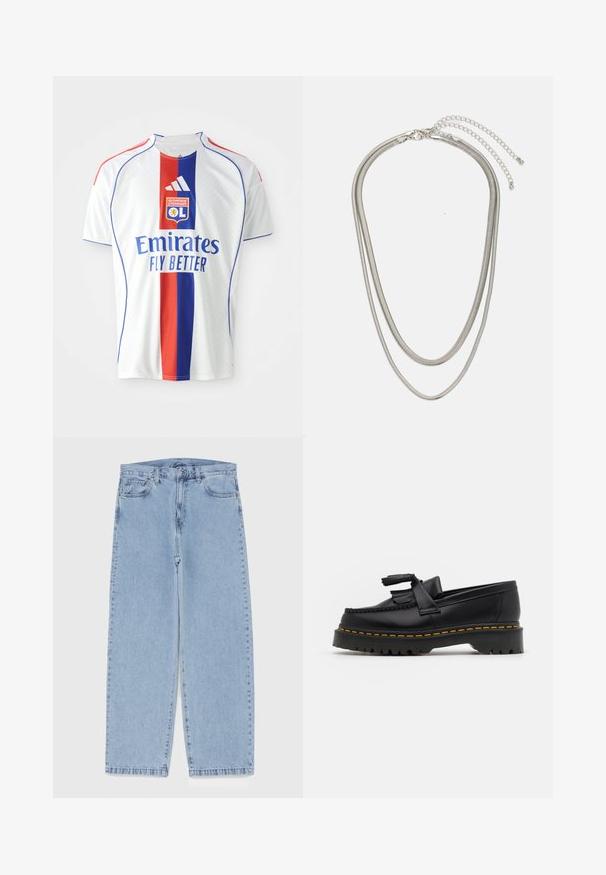 Fehér futballmez piros és kék függőleges csíkokkal, kerek nyakkivágással, Adidas logóval és "Emirates Fly Better" felirattal. Textúrált anyag.; Világoskék farmernadrág egyenes szárú kivitelben, közepes derékkal, öt zsebbel, gombos és cipzáros záródással.; Fekete bőr mokaszin, rojtos díszítéssel, masszív fekete talppal és sárga varrással az élén. Texturált felület.; Háromrétegű ezüstszínű fém nyaklánc, letisztult, rugalmas láncokkal, enyhe fényességgel, homárkapoccsal rögzítve és állítható lánccal.