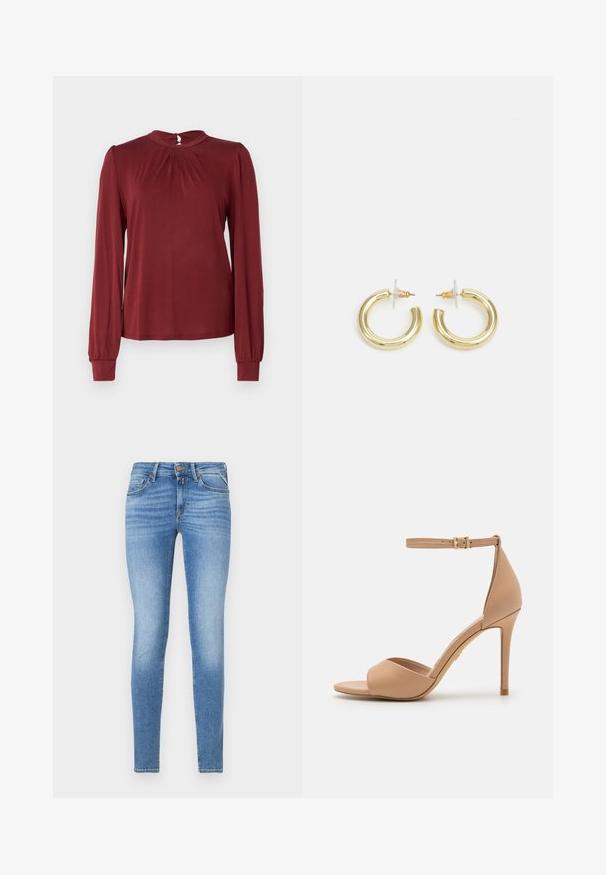 Burgunderrote Bluse mit langen Ärmeln, hoher Halspartie, plissiertem Frontdetail und taillierten Manschetten. Hergestellt aus einem glatten, leichten Stoff.; Slim-Fit hellblaue Jeans im Denim-Stil mit mittelhohem Bund, vorderem Knopf und Fünf-Taschen-Design.; ALDO CRERIDE PILLOW WALK - Riemensandalette - beige; Goldene Creolen mit einer glatten, glänzenden Oberfläche. Zirkuläres Design mit einem kleinen Stecker und einer klaren Rückseite für einen sicheren Sitz.