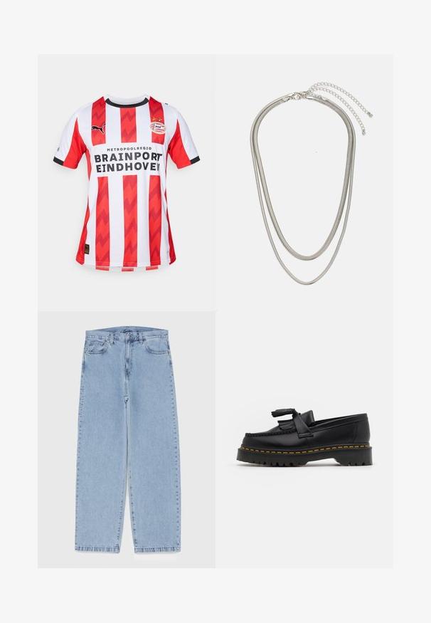 Maglia da calcio verticalmente striata in rosso e bianco con motivi a zigzag, che presenta il logo Puma, l'emblema del PSV Eindhoven e una bordatura nera attorno al collo.; Jeans in denim azzurro chiaro con design a gamba dritta, caratterizzati da una vita media, cinque tasche e chiusura con bottone e zip.; Mocassino in pelle nera con un'accento a frange, dotato di una suola nera spessa e cuciture gialle lungo il bordo. Finitura testurizzata.; Collana in metallo argentato a tre strati caratterizzata da catene sottili e flessibili con una leggera lucentezza, fissata con un gancio a molla e una catena regolabile.