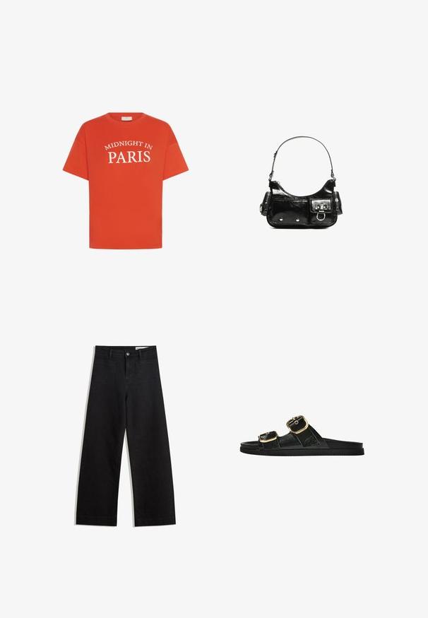 Oranžna bombažna majica s kratkimi rokavi, ki ima bele nesrečne napise "SREDO V PARIZU" v ukrivljenem dizajnu čez sprednji del.; Črne široke denim hlače z visokim pasom, ki imajo sprednje in zadnje žepe, šivane šive ter gumbasto zapiranje. Gladka tekstura.; Črne drsne sandale z dvema zlatima zaponkama, gladkega materiala, ravnim podplatom in minimalističnim dizajnom.; Črna lakasta usnjena torbica s ukrivljeno obliko, enim ramenskim trakom, sprednjimi žepi in srebrnimi kovinskimi dodatki.