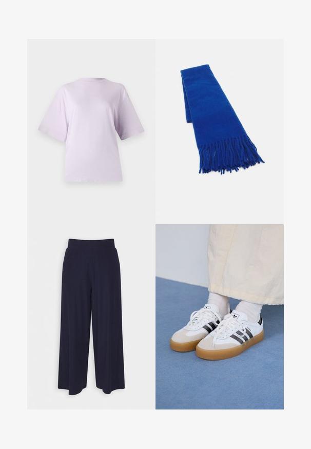 Lila, rövidujjú t-shirt, amely puha szövetből készült, kerek nyakkivágással és laza szabással rendelkezik, sima, enyhén texturált felülettel.; Sötét kék anyagból készült, széles lábú nadrág, bordás textúrával. Simább derékrésszel és laza szabással rendelkezik, a vádli közepéig ér.; Fehér sportcipő fekete csíkokkal és bézs velúr részletekkel. Texturált gumi talppal és lapos fehér fűzőkkel rendelkezik, világos színű zoknival viselve.; Kék szőtt sál, bojtós végekkel, sima textúrával, téglalap alakú, és egyenletes színnel. Hideg időjárásra alkalmas.