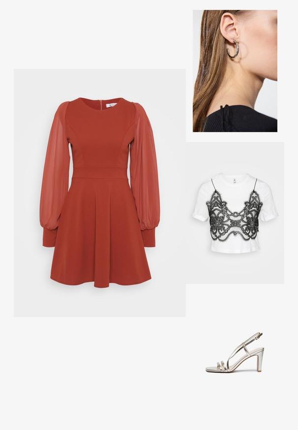 Valge lühikeste varrukatega T-särk, millel on must pitsiline kattekiht lillemuster ja lainelised servad, luues kihilise esteetika.; Punane kleit lühikeste puhvidega läbipaistvate varrukatega, istuv torso, laienev seelik ja seljaosal tõmblukk. Valmistatud struktureeritud kangast, millel on sile pind.; Metallilise hõbedase värvi kõrge kontsaga sandaal avatud varbaga, millel on jalas kolm õhukest rihma ja pahkluuring koos kinnitusega.; Kuldne metallist käekott, millel on sile tekstuur ja kolmnurkne klapp. Kotti hoidev käsi on hoolikalt maniküüritud küüntega.; Hõbedane rõngas kõrvarõngas poleeritud viimistlusega, millel on väikesed kuldsed aktsendid ja ümmargune kuju, kantud lobus.