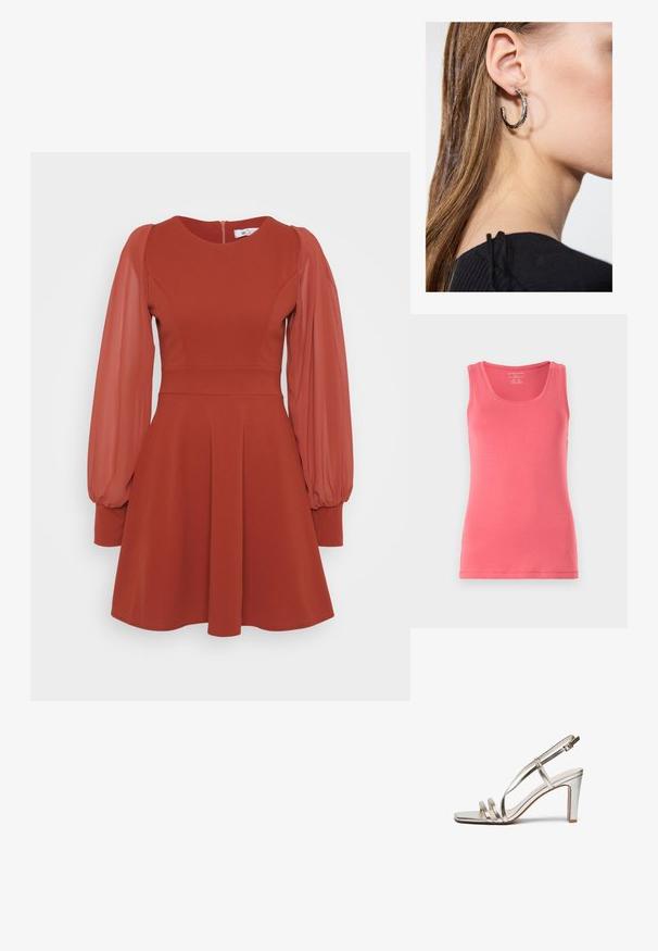 Lyserød tanktop lavet af blød, strækbart stof. Har en rund halsudskæring og er ærmeløs, med pænt afsluttede kanter og et tætsiddende snit.; Rød kjole med korte, puffede gennemsigtige ærmer, tætsiddende liv, udvidet nederdel og lynlås i ryggen. Fremstillet af tekstureret stof med en glat finish.; Metallic sølv højhælet sandal med åben tå, der har tre tynde stropper over foden og en ankelstrop med spænde.; Guldmetalisk clutch-taske med en glat tekstur, der har en trekantet klaplukning. Den hånd, der holder den, har pænt manicurede negle.; Sølv hoop ørestik med en poleret overflade, prydet med små guld accenter og en rund form, båret på øreflippen.