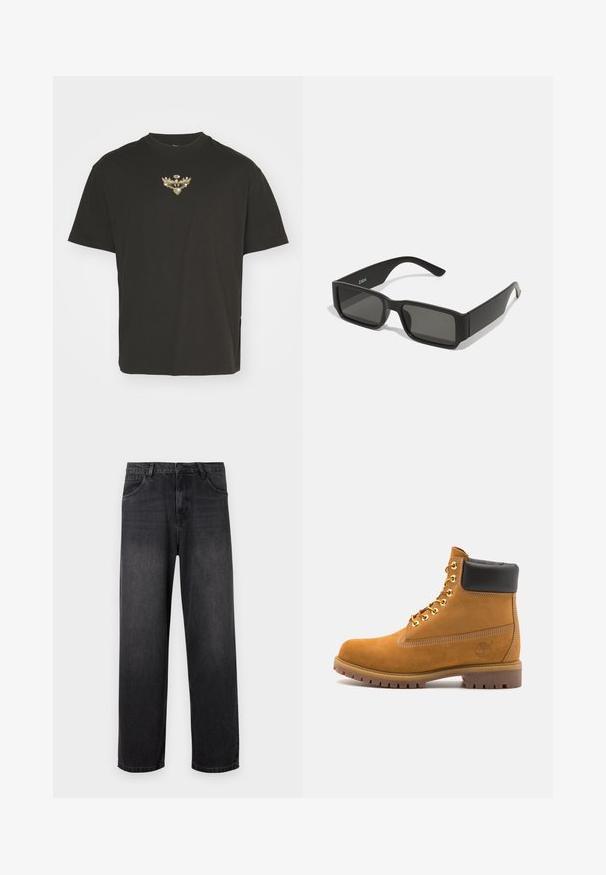 Črna bombažna majica s krožnim izrezom. Ima osrednji zlati in srebrni vezeni motiv z krili in krožno znamenje. Kratki rokavi.; Temno sivi denim jeans s pravim krojem, ki vključujejo zadrgo, pet žepov in subtilne podrobnosti bledenja na tkanini.; Svetlo rjave anklne čizme iz semiša z črnim oblazinjenim ovratnikom, zlatimi kovinskimi očesci, belimi šivi in robustnim gumijastim podplatom s izrazitimi tredi.; Črne sončne očala z pravokotnimi lečami, mat plastični okvir in ravne robove. Izdelki imajo logotip blagovne znamke na notranji strani ročaja.