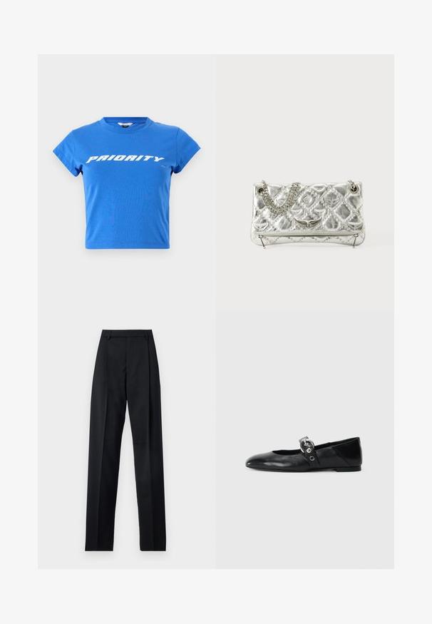 Blå bomulds cropped t-shirt med korte ærmer og rund halsudskæring, med "PRIORITY" trykt i fed hvid tekst på brystet.; Sorte bukser lavet af glat stof, der har høj talje, brede ben, frontfolder og klassiske bælteløkker. Ingen synlige sidelommer.; Sorte læder balletflade med spids tå, udstyret med en rem med en cirkulær metallisk spænde og en flad sål.; Sølvmetallic håndtaske med kædehåndtag, quiltet tekstur, dekorativ syning og lynlås lukning. Har prægede detaljer på forsiden.