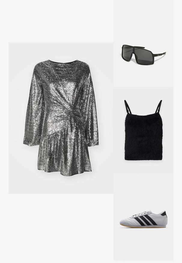 Černý chlupatý top s tenkými ramínky. Texturovaný povrch, čtvercový tvar a lehký design. Jednoduchá, monochromatická barevná paleta.; Stříbrné flitrové šaty s dlouhými rukávy, s designem zkrouceného předního dílu a rozšířenou sukní. Hladká textura s odrazivým povrchem.; Šedé sportovní boty s hladkým koženým povrchem, se třemi černými pruhy, zaoblenou špičkou a gumovou podrážkou.; Černé sluneční brýle s velkým, hranatým rámem, tmavými skly a tenkými, elegantními rameny s malým logem na jedné straně.; Stříbrné kruhové náušnice s lesklým povrchem, které mají obdélníkový design a bezproblémové závěsy, vykazující hladký povrch.