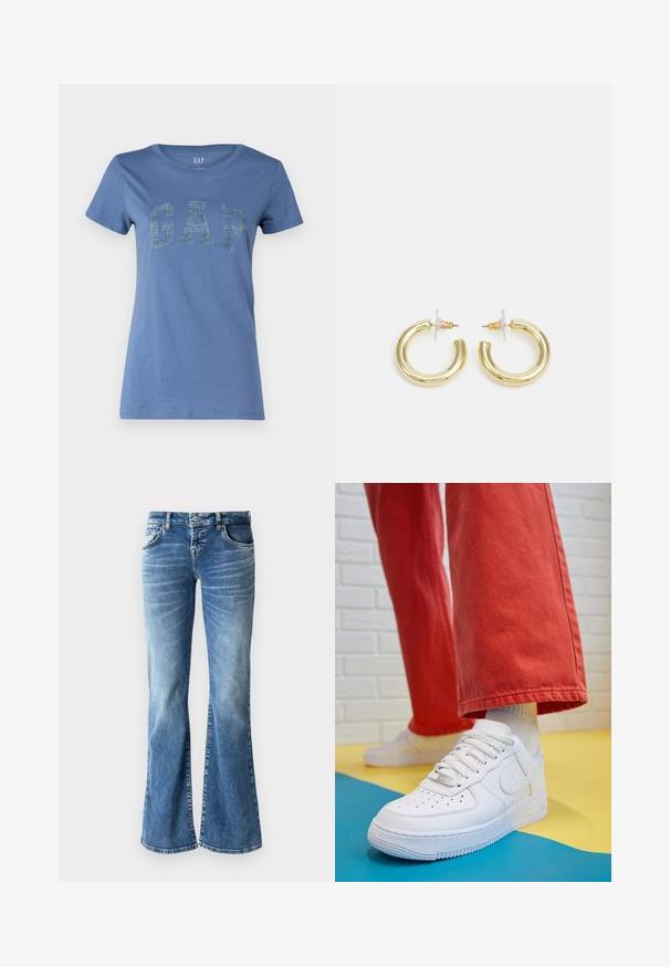 Modré bavlněné tričko s kulatým výstřihem a krátkými rukávy, s výrazným logem "GAP" v texturovaném designu na přední straně.; Světle modré denimové zvonové džíny s vybledlým umytím, pěti kapsami, prošívanými detaily a zipem s knoflíkovým zapínáním.; Bílé kožené tenisky s perforovanou špičkou, texturovanou podešví a bílými tkaničkami, v kombinaci s širokými červenými kalhotami a modro-žlutým pozadím.; Zlaté kruhové náušnice s hladkým, lesklým povrchem. Kruhový design s malým kolíčkem a průhledným záznamem pro bezpečné nošení.