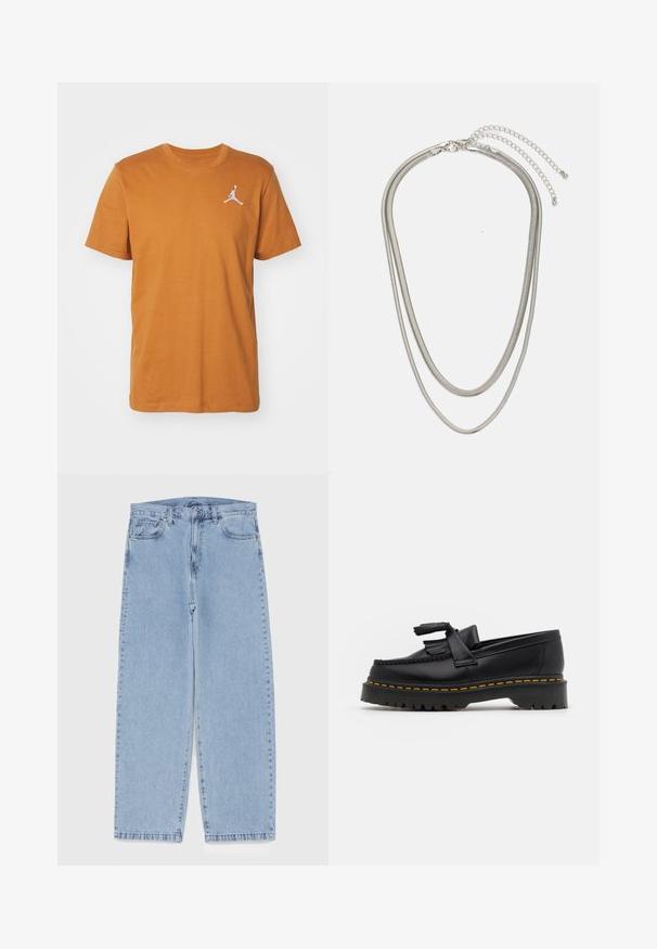 Jordan JUMPMAN CREW - T-shirts basic - desert bronze/white; Lyseblå denimjeans med straight leg-design, der har en mid-rise talje, fem lommer og en lukning med knap og lynlås.; Sort læderloafer med en frynsedetalje, der har en kraftig sort sål og gul syninger langs kanten. Teksturert overflade.; Tre-lags sølvmetal halskæde med slanke, flexible kæder med en let glans, sikret med en hummerlås og justerbar kæde.