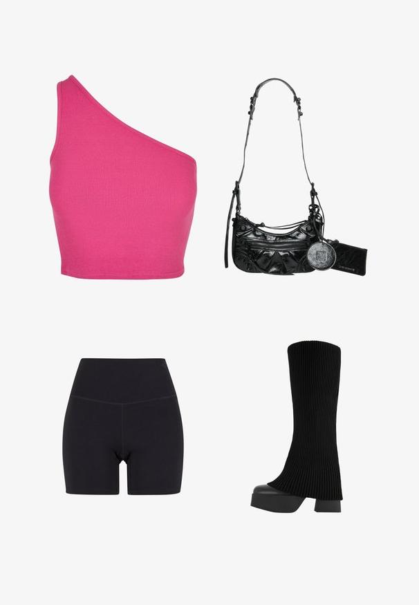 Aszimmetrikus, világosan rózsaszín bordázott anyagból készült cropped top, egyvállas kivitelben, sima élkivágással.; Fekete, magas derekú, rugalmas anyagból készült rövidnadrág. Jellemzője egy rugalmas derékpánt, sima felület és középmagas hossz, varrás nélküli kivitelben.; Fekete, térdig érő csizma bordázott szövet felsőrésszel, masszív platform talppal és blokk sarkával, sima textúrával és letisztult, modern dizájnnal.; Fekete szintetikus bőr kézitáska ívelt kialakítással, cipzáras elülső zsebbel és díszítő fémalkatrészekkel, valamint levehető kerek érmés tárcával.