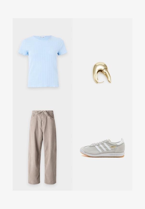 Jasnoniebieska koszulka z krótkim rękawem o okrągłym dekolcie, z pionowym prążkowanym wzorem i falbaniastymi krawędziami rękawów oraz dołu.; Beżowe spodnie w chód kordurowym o luźnym kroju, z elastycznym ściągaczem w pasie, dwoma przednimi kieszeniami i pionowym prążkowanym wzorem.; Jasnoszare sneakersy wykonane z zamszu i siateczki, z trzema białymi paskami, okrągłym noskiem i gumową podeszwą. Złoty akcent logo w pobliżu sznurowadeł.; Złote metalowe kolczyki o eleganckim, zakrzywionym kształcie. Posiadają charakterystyczny szpiczasty kształt, polerowaną powierzchnię oraz zapięcie na zawias.