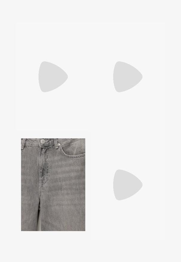 JDY JDYELSA O-NECK  - Langarmshirt - black; Graue Jeans aus Denim mit einer glatten Textur, ausgestattet mit einem Frontknopf und einem Reißverschluss, seitlichen Taschen und dezenten Stickdetails.; Schwarze Ledersneaker mit weißem Drei-Streifen-Design, runder Spitze, flacher weißer Gummisohle und Markenlogo an der Seite.; Schwarze Leder-Hobo-Tasche mit einer glatten Textur, geschwungener Form und einem einzelnen verstellbaren Tragegurt; verfügt über eine weite Öffnung am oberen Ende.