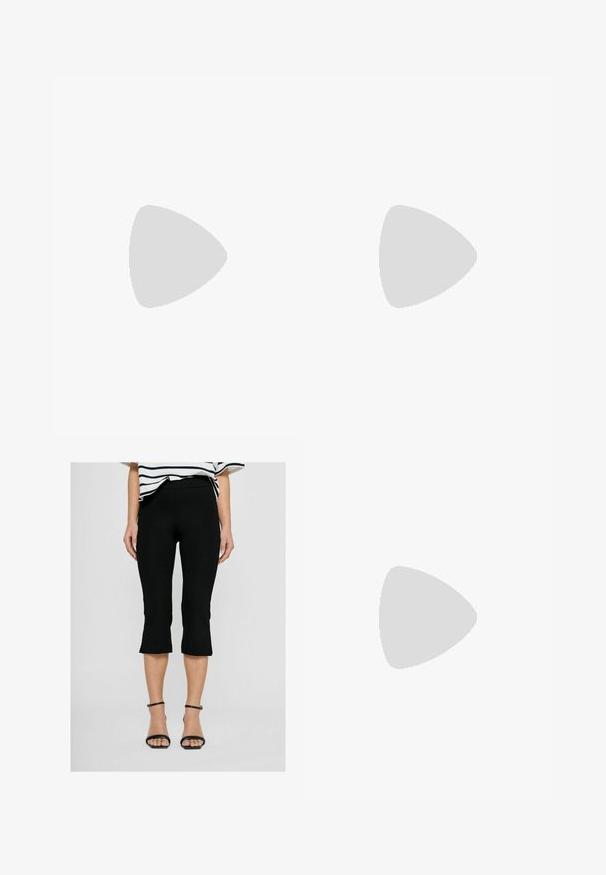 Mango BOHEMIA piaskowy; RESIDUS - Szorty; UGG - Sandały na koturnie; Desigual - Torebka