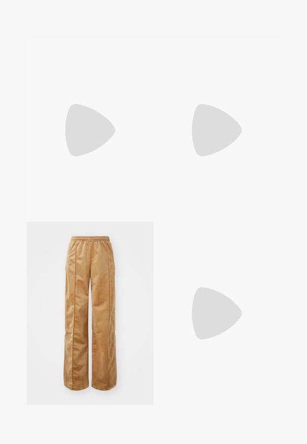 Pulover roșu cu mâneci lungi, realizat dintr-un material tricotat texturat, având un decolteu rotund și accente laterale subtile, cu un detaliu logo pe tiv.; Pantaloni largi de culoare bej, realizati dintr-un material moale si catifelat. Dispun de un tiv elastic și cusături verticale pe față pentru un detaliu adăugat.; Pantofi cu toc slingback din piele roșie lacuită, cu vârf ascutit, două curele cu cataramă și un toc subțire, de înălțime medie. Textură netedă.; Geantă de mână din piele burgundă, cu un design moale și pliat și o formă rotundă. Mânerele sunt securizate, evidențiind o textură netedă.