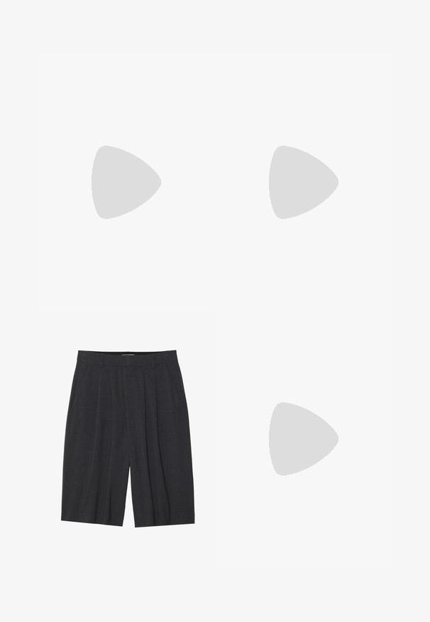 Stradivarius FLOWING STRAPPY - Top - white; Dark grey pleated shorts made from textured fabric, featuring a waistband and a straight-leg cut, with no visible pockets or detailing.; MM6 Maison Margiela BALLET SHOE - Ballet pumps - black; PULL&BEAR SHOPPER - Tote bag - brown