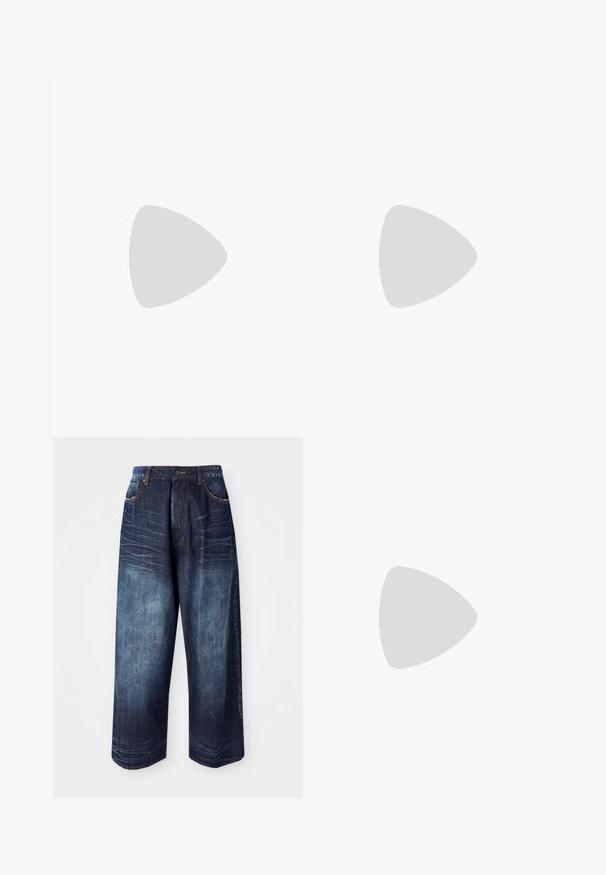 Polo blanc avec un tissu texturé, des manches courtes, un col déplié et trois boutons noirs au niveau du col.; Un pantalon large en denim bleu foncé présente une taille haute, des coutures contrastantes, des poches avant et une texture lisse avec un léger dégradé.; Chaussure de ville en cuir noir avec un bout rond, un laçage et un petit talon empilé. Texture lisse avec des détails de couture minimaux.; Collier en chaîne en argent présentant un pendentif détaillé en forme de planète, orné de petites accents et de motifs complexes.