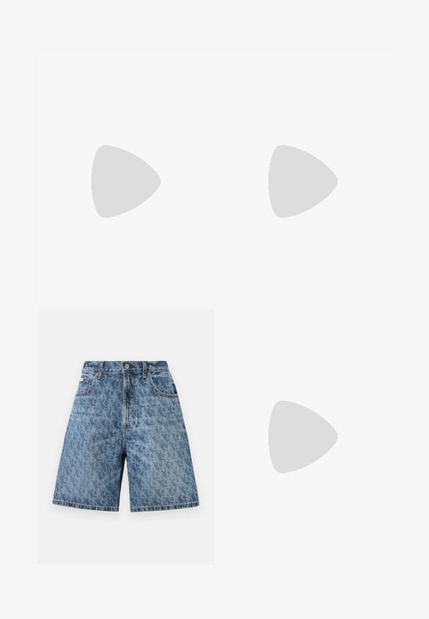 JOOP! Jeans ALPHIS - Camiseta básica - open beige; Shorts de mezclilla en azul claro con un sutil patrón de leopardo, que cuentan con una cintura clásica, trabillas para cinturón y bolsillos frontales.; Zapatillas Lacoste en gris oscuro con material de malla y sintético, que cuentan con una suela texturizada y detalles en marrón en el cuello y la marca.; Riñonera en estampado de tie-dye azul oscuro con cremallera en la parte superior, material texturizado y un detalle de logotipo prominente en la parte frontal.