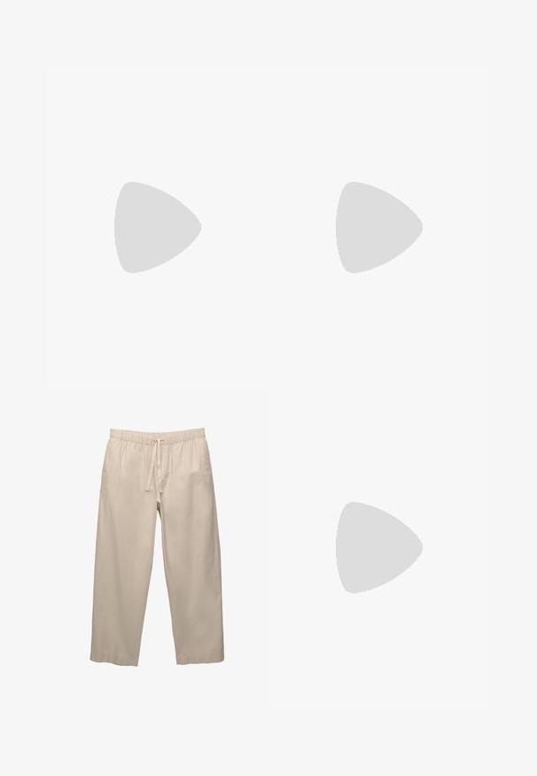 Weißes Poloshirt mit kurzen Ärmeln aus Baumwolle, mit klassischem Kragen, zwei-Knopf-Leiste und geradem Saum.; Beige, leichte Baumwollhose mit elastischem Bund und Kordelzug. Weitgeschnittenes Design mit umgeschlagenen Säumen. Glatte Textur, minimale Details.; Beige Wildledersneaker mit drei dunkelblauen Streifen, weißen Schnürsenkeln und einer tannfarbigen Gummisohle. Verfügt über ein Logo auf der Zunge und den Text "CAMPUS".; Metallgestellte Sonnenbrille mit ovalen grünen Gläsern. Dünner silberner Metallrahmen und schwarze Ohrstücke. Minimalistisches Design, keine sichtbaren Logos.