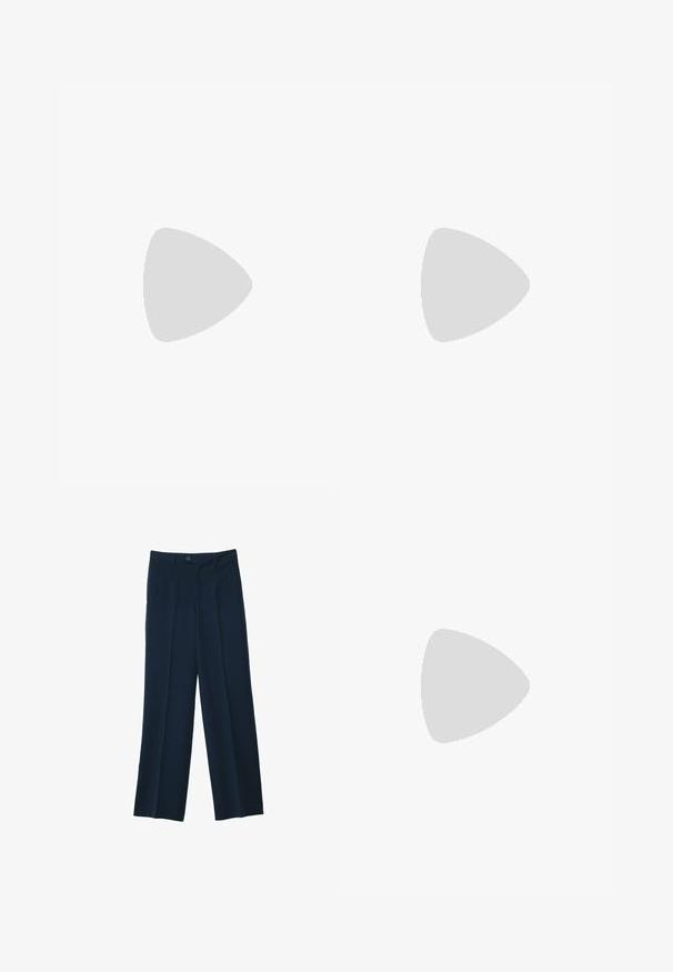 White ribbed top with a round neckline, wide sleeves, and a relaxed fit. Made of textured material, featuring subtle horizontal lines.; Stradivarius Trousers - dark blue; Pale pink slingback flats with a pointed toe, made from a smooth leather-like material. Features cut-out details at the sides and a flat heel.; White leather handbag with a structured design, featuring a magnetic clasp and a shoulder strap, showcased against a neutral background.