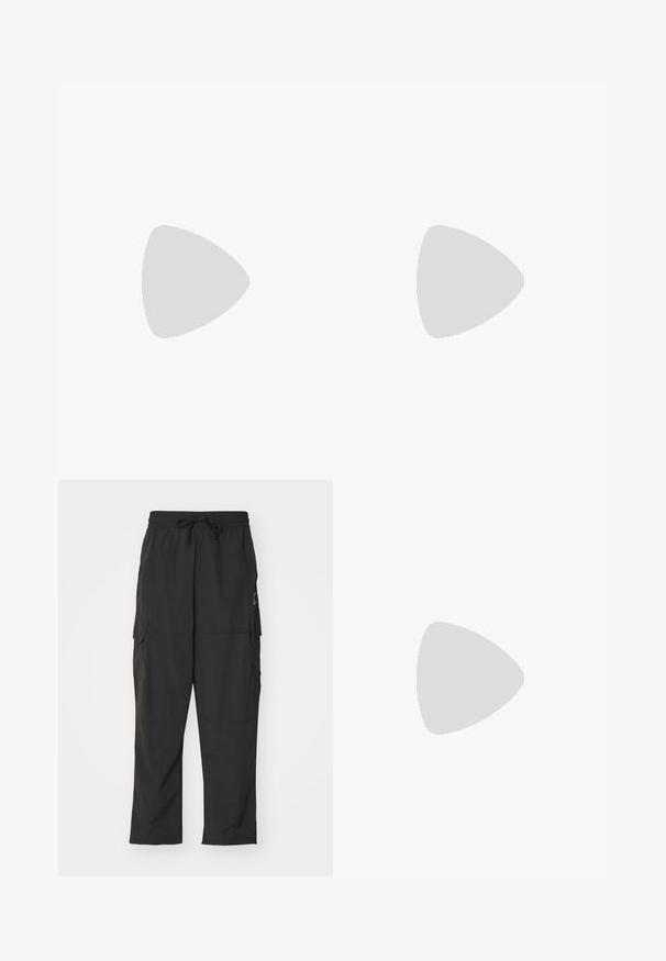 Zwart mouwloos sporttanktop gemaakt van glad, lichtgewicht stof. Heeft een klein wit logo op de borst en accenten op de zijpanelen.; Zwarte cargobroek met een elastische tailleband en een trekkoord. Voorzien van twee zijzakken en gemaakt van een soepele, lichte stof.; Witte sneakers van glad synthetisch materiaal, met geperforeerde designelementen, zwarte hieltab en platte witte rubbersole.; Zwarte zonnebril met een rond, licht golvend frame, donkere glazen en rechte zwarte pootjes. Glad, glanzend oppervlak zonder zichtbare patronen.