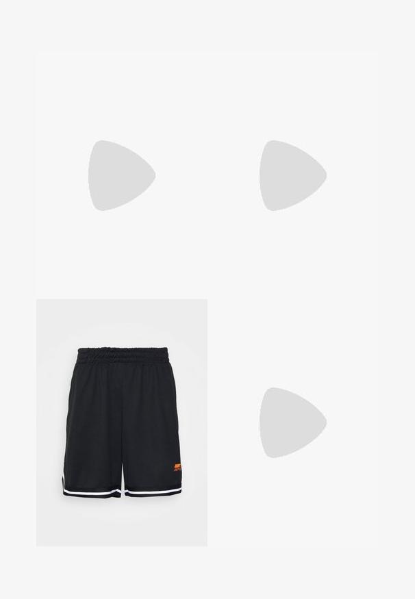 Svart ärmlös topp med en åtsittande design. Har utskärningar och dekorativ metallhårdvara i mitten och på sidorna. Mjuk textur.; Svarta sportshorts med elastisk midja, vita sidostråk och en orange logotyp på nedre högra sidan. Slät yta.; Beiga sneakers i mesh och mockamaterial. Har en svart logotyp och texturerade detaljer. Tjock vit mellansula och svart gummisula.; Vit läderhandväska med en guldfärgad lås, svarta accenter, en avtagbar axelrem och en strukturerad design med lockstängning.