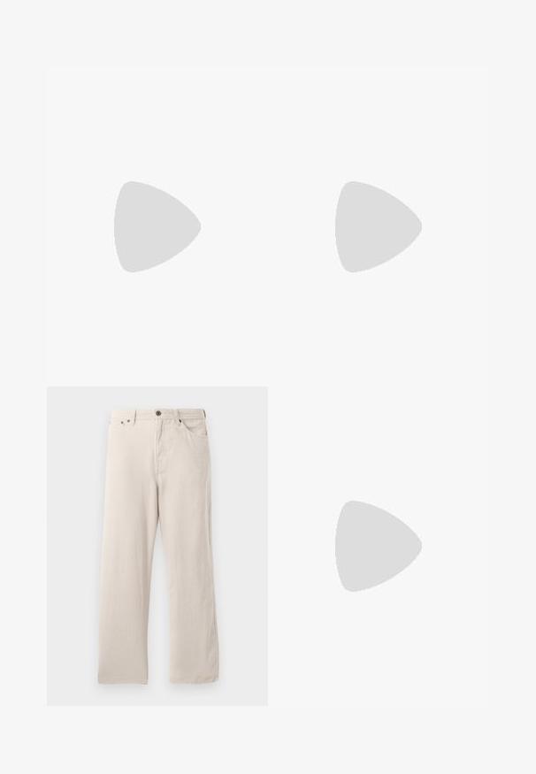 Beige kortermet polo-skjorte i myk, teksturert stoff, med krage og en enkelt brystlomme.; Beige kordfløyelsbukser med rett snitt, med ribbet tekstur, fem-lomme design og knappestolpe.; Beige lær Sneakers med tre vandrette striber, rund tå, flad brun gummisål og blødt stoffór på kraven og tungen.; Runde solbriller med et skilpaddemønster, grønne linser og tynde stel. Akkompagnert av metalldetaljer og strukturerte stenger.