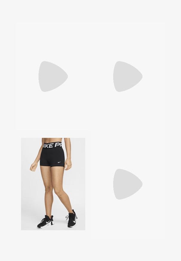 Blauw sportief crop top gemaakt van soepel materiaal, met een ronde halslijn en een witte merk-elfband aan de onderkant met "NIKE PRO."; Zwarte sportshorts met een brede tailleband waarop 'NIKE PRO' in witte letters staat. Een klein wit Nike swoosh-logo is zichtbaar aan de zijkant.; Zwarte sportieve schoen met een bovenwerk van mesh, grijze accenten en een gestructureerde tussenzool. Voorzien van een opvallend logo en een vetersluiting. Rubberen buitenzool voor grip.; Zwarte atletische tailleband met ribbelstructuur, voorzien van een klein wit Nike swoosh-logo aan de rechterkant. Gladde, strakke uitstraling.