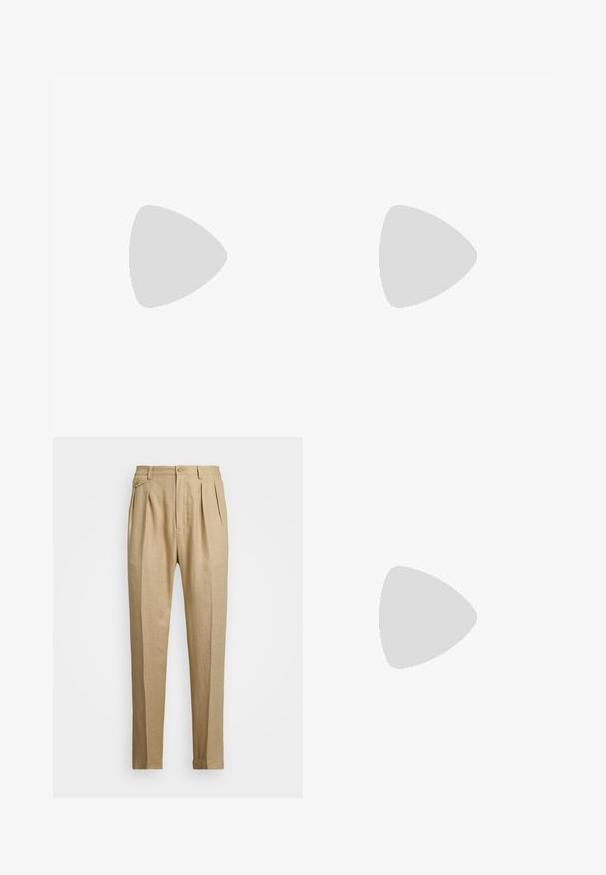 Polo skjorte i off-white bomull med knappestolpe, korte ermer, brystlomme og svart logo aksent på venstre side.; Beige linbukser med rett snitt, med to frontfold, knappeåpning og sidelommer. Teksturt stoff med en glatt finish.; Grønn og hvit sneakers med semsket skinn og mesh-materialer, rund tå, snøring og perforerte detaljer på sidene.; Mørkeblå sjal med grå grafikk av en polo-spiller på hesteryggen, med frynsete kanter.