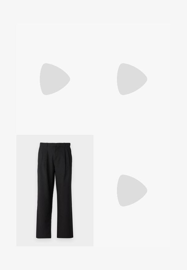Sötétszürke, hosszú ujjú pólóing, galléros nyakkal, három gombos záródással és bordázott mandzsettával. Simogatott anyag, enyhe textúrával.; Jack & Jones JPSTBILL JJDAYTONA WIDE - Nadrágok - black; Fekete alacsony felső cipő fehér csíkokkal, fekete fűzőkkel, texturált fekete talppal és fehér sarok díszítéssel, az oldalán "JACK & JONES" felirattal.; Napszemüveg téglalap alakú, sötétszürke lencsékkel, ezüstszínű fémkerettel és fekete műanyag végű szárakkal. Könnyű kivitel, orrpárnákkal.
