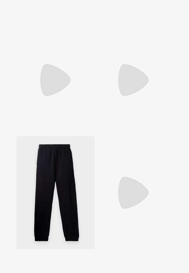 Polo shirt bleu marine à manches courtes avec un motif texturé, doté d'une patte de boutonnage et d'un col contrasté. Tissu doux, coupe décontractée.; Pantalons de survêtement noirs avec une taille élastique, des jambes fuselées et un détail de logo texturé sur la jambe gauche. Fabriqués en tissu doux et léger.; Baskets en cuir blanc avec une finition lisse, bout arrondi, lacets plats et semelle texturée. Présente un logo discret sur le talon.; Lunettes de soleil noires rondes avec verres sombres et branches en métal fines. Comprend des embouts transparents et des accents argentés au niveau de la charnière. Design minimaliste.