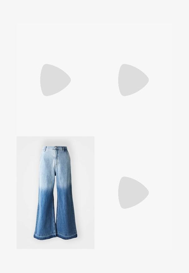 Himmelblaues, langärmliges, kurzes Hemd mit einem Button-Down-Kragen, einer einzelnen Brusttasche und dezentem Logo an der unteren Seite. Glatte Textur.; Hellblaue Denim-Breitbein-Jeans mit einem verblassten Farbverlauf von hell nach dunkel, gesticktem Saum und Five-Pocket-Design.; Schwarze Leder-Ballettschuhe mit abgerundeter Spitze, glatter Textur, minimalen Nähdetails und einem flexiblen Sohlen-Design.; Braune Ledertasche mit Klappenverschluss, Beschlägen in Goldfarbe, einem Schultergurt und einer glatten Oberfläche. Kompakte rechteckige Form.