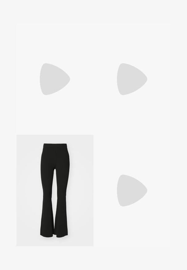 Gaišzila off-the-shoulder blūze ar teksturētu rakstu, ar savilktām piedurknēm, aukliņu ap kaklu un elastīgu apakšmalu.; Melni zviedri bikses, kas izgatavotas no stiepļu auduma, ar augstu jostasvietu un gludu, neizšūtā virsma. Vienkāršs un pieguļošs dizains.; Melnas ādas siksnu kurpes ar smailu pirkstu, nelielu papēdi un dekoratīvu sprādzi augšdaļā. Gluda tekstūra, minimālistisks dizains.; Melnas ādas crossbody soma ar divām priekšējām kabatām, zelta sprādzēm, ar rāvējslēdzēju aizdari un šauru siksnu. Strukturēta virsma un kompakta taisnstūra forma.