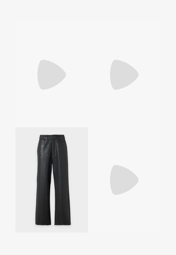 Musta poolikauluspaita, joka on valmistettu joustavasta kankaasta. Siinä on pitkät hihat, kireä muotoilu ja sileä pinta ilman kuvioita tai koristeita.; Mustat löysät housut, jotka on valmistettu kiiltävästä materiaalista. Ominaisuuksiin kuuluu nappisuljenta, vyölenkit ja etutaskut, joilla on sileä pinta.; Mustat nahkaiset nilkkurit, joissa on tyylikäs muotoilu, joustavat sivupaneelit ja paksu musta pohja. Takana on vetoketju, joka helpottaa pukemista.; Musta nahkalaukku, jossa on kaareva muoto, tikattu pinta ja kultaiset yksityiskohdat. Varustettu irrotettavalla olkahihnalla ja logopotkalla.