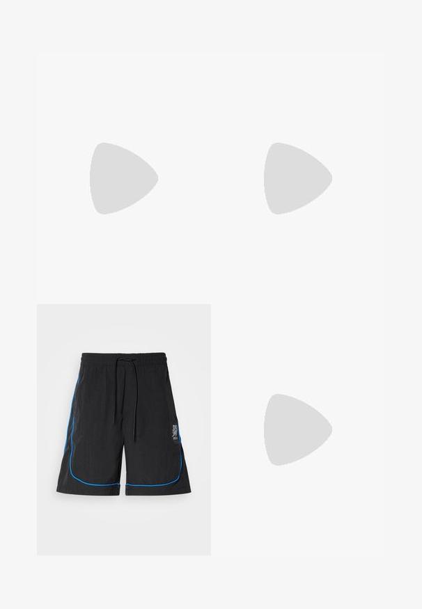 BOSS Bluză polo - open green; Pantaloni scurți de înot negri cu talie reglabilă, având o dantelă albastră pe margini și un logo pe coapsa stângă. Material ușor.; Sneakers din piele albă cu accente din suede bej, având vârful rotund, șireturi frontale și talpa din cauciuc bej, inscripționate cu numele brandului "BOSS."; Geantă de pânză neagră cu două mânere, având un patch rectangular roșu proeminent, inscripționat cu "HUGO". Design simplu cu o cusătură vizibilă.