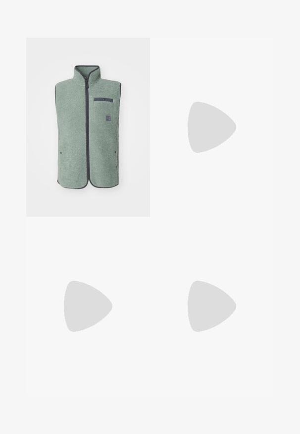 Didriksons VEST UNISEX - Waistcoat - light moss; Black cropped t-shirt made of cotton. Features a round neckline and short sleeves, with a white logo on the left chest area.; White ski pants with a smooth texture, featuring two zippered side pockets, two buttons at the waist, and a slightly flared leg design.; Black outdoor sneaker with a suede upper, textured rubber sole, and sturdy lacing system. Features a reinforced heel and brand logo on the side.