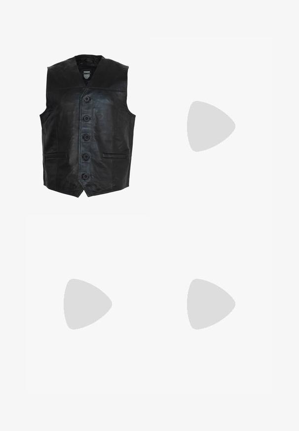 Sort lædervest med en glat tekstur, seks knapper foran, to sidelommer og et spidst sømhul design.; Hvid oversized t-shirt med korte ærmer, rund halsudskæring og blødt bomuldsstof. Har et sort mærke ved halsen. Ingen mønstre eller accenter.; Sorte denimshorts med brede ben, med fem lommer, knaplukning og kontrasterende syninger. En lomme har en rød accent.; Sorte læder loafers med rund tå, der har et design med to striber, tekstureret syning og en kraftig gummisål.; Sæt af tre bandanaer i sort, hvid og marineblå, med intrikate paisley- og geometriske mønstre, med kontrasterende hvide detaljer.