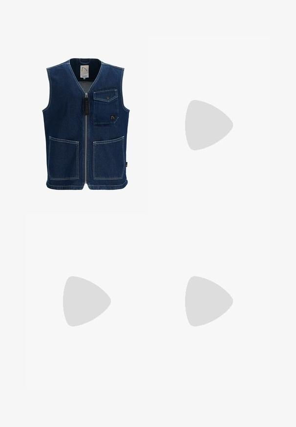 Dunkelblauer Denim-Weste mit einem Frontreißverschluss, einer Brusttasche mit Druckknopfverschluss und zwei großen Fronttaschen. Weiße Nähte setzen Akzente.; Neon-gelbe Kapuzenjacke mit einer Fronttasche, verstellbarem Zugband an der Kapuze und einem kleinen Grafikdesign auf der linken Brust. Aus Baumwollmaterial mit gerippten Bündchen.; Schwarze Shorts aus leichtem Material mit einem elastischen Bund und Kordelzug, vorderen Falten und einer Länge über dem Knie.; Clog im Leopardenmuster mit schwarzem Wildlederriemen und Schnalle. Verfügt über eine schwarze Gummisohle mit gelben Nähten für zusätzliche Details.