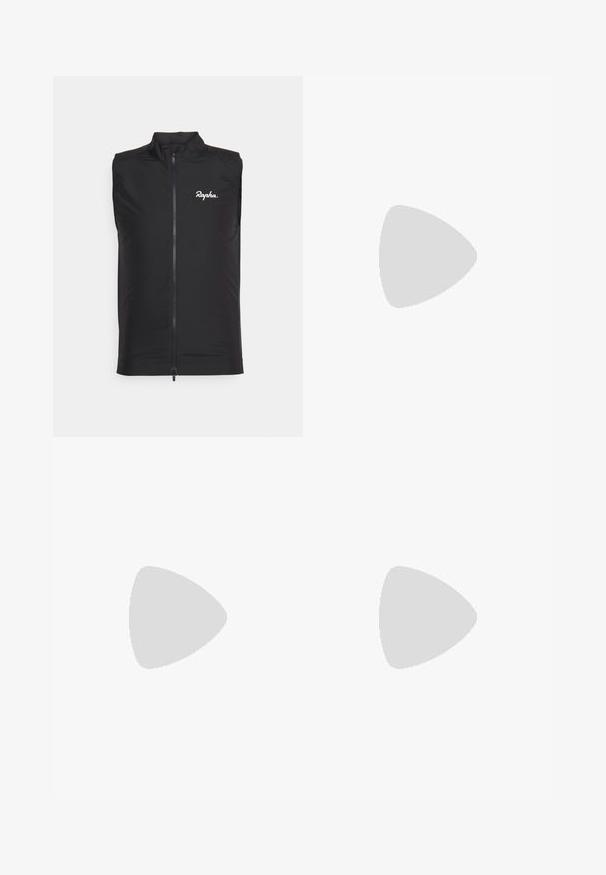 Czarna bezrękawnik na rower wykonany z lekkiego materiału, z wysokim kołnierzem i suwakiem z przodu, z białym logo "Rapha" na lewej piersi.; Czarna koszulka do biegania Nike z lekkiego, oddychającego materiału, z krótkimi rękawami i małym białym logo na piersi.; Czarne spodenki sportowe wykonane z lekkiego materiału, z elastycznym pasem. Posiadają małe białe logo Nike na dolnej lewej stronie.; Czarne buty sportowe z teksturowaną cholewką, białym logo Nike i białą gumową podeszwą. Charakteryzują się sznurowanym zapięciem i dynamicznym kształtem.