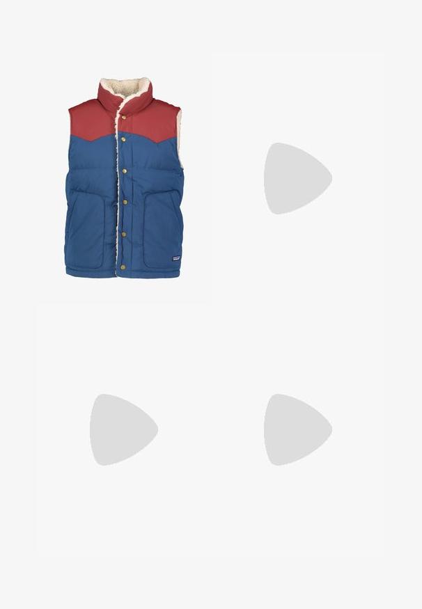 Patagonia REVERSIBLE VEST - Liemenė - tidepool blue; Pilki medvilniniai marškinėliai trumpomis rankovėmis, su apvaliu iškirpimu ir juodu logotipu spausdintu viršutiniame kairiajame krūtinės kampe. Minkšta tekstūra ir laisvas siluetas.; The North Face WINTER EXPLORATION TAPERED CARGO  - Lauko kelnės - black; Juoda bėgimo batai su tekstūruotu paviršiumi, guma padais ir sustiprinta pirštų dalimi. Yra paminkštinta apykaklė ir kilpos, leidžiančios lengvai užsidėti.