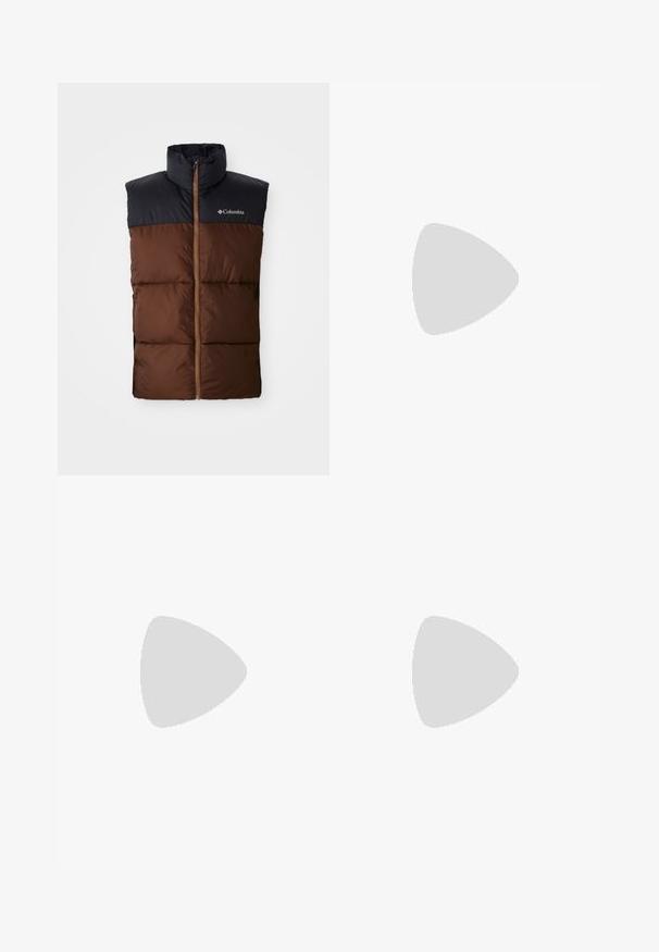 Bruine puffer vest met een hoge kraag, donkerblauwe schoudersectie, ritssluiting aan de voorkant en geborduurd textuur over het lichaam. Columbia-logo aanwezig.; Witte katoenen t-shirt met korte mouwen en ronde hals, voorzien van een klein gouden logo op de linkerkant van de borst. Zachte textuur en een normale pasvorm.; Heathergrijze tapered sweatpants met elastische tailleband, trekkoord, zijzakken, enkelsokken en een klein wit merkje op de rechterdij.; Witte en lichtgrijze sport sneaker met een bovenwerk van mesh en synthetisch materiaal, een gevoerde kraag, textuuraccenten en een dikke rubberen zool.