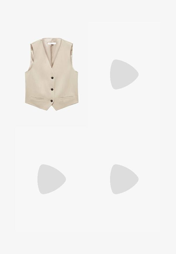 Beige Weste mit glatter Textur, ausgestattet mit fünf schwarzen Knöpfen, zwei Vorderfächern und einem V-Ausschnitt. Gefüttertes Innenfutter für zusätzlichen Komfort.; Zwei ärmellose, gerippte Rollkragenoberteile in Schwarz und Weiß, mit einer figurbetonten Passform und glatter Textur sowie einer cropped Länge.; Schwarze weite Hosen aus leichtem Stoff, mit einem Knopfverschluss vorne und flachem Bund, mit sorgfältig genähten Säumen.; Sportschuhe mit einem Obermaterial aus weißem Leder, grauer Wildleder-Zehenkappe und drei schwarzen Streifen. Sie verfügen über ein blaues Logo auf der Zunge und eine strukturierte Gummisohle.