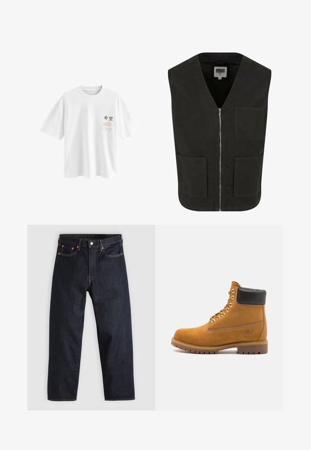 Sort ærmeløs vest lavet af økologisk bomuld, med V-hals, lynlåslukning foran og to sidelommer. Minimalistisk design.; Next T-shirts print - white japan; Mørkeblå denimjeans med lige pasform, fem lommer, kontrasterende orange syning og knaplukning. Ingen synlige mønstre eller udsmykninger.; Tan nubuck ankelstøvle med sort polstret krave, gyldne metaløjer, hvid syning detaljer og robust gummisål med udtalte slidbaner.