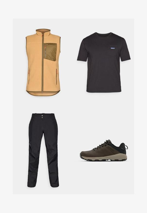 Fleece-Weste in Hellbraun mit einer olivgrünen Brusttasche mit Reißverschluss. Verfügt über zwei Seitentaschen und orangefarbene Reißverschlussanhänger. Design mit Stehkragen.; Schwarzes T-Shirt mit kurzen Ärmeln aus Baumwolle, ausgestattet mit einer Brusttasche, die auf der linken Seite ein blaues Patagonia-Logo zeigt.; Schwarze wasserdichte Hose mit glatter Textur, ausgestattet mit zwei vorderen Knöpfen und schmal zulaufendem Bein-Design. Mit einem Logo an der Seite akzentuiert.; Braune wasserdichte Sneakers mit einer strukturierten Oberseite, perforierten Akzenten, schwarzem Fersenschutz und einer grauen Gummisohle. Die Schnürsenkel sind mit metallischen Enden gestaltet.