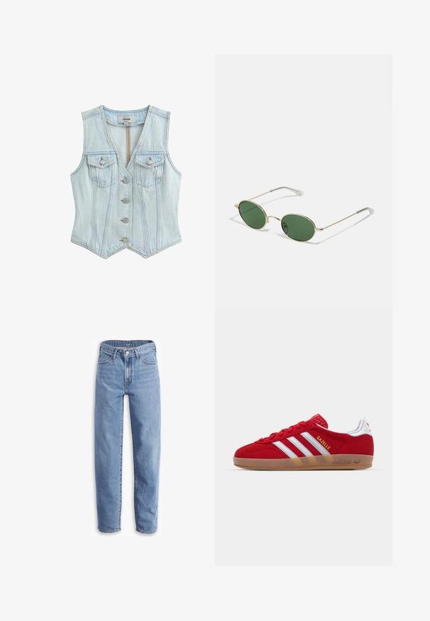 Jasnoniebieska kamizelka dżinsowa z dekoltem w serek, pięcioma guzikami z przodu, dwiema kieszeniami na piersi oraz pionowymi szwami. Gładka tekstura. Bez rękawów.; Biała koszulka z krótkim rękawem, okrągłym dekoltem, luźny krój, wykonana z miękkiej bawełny. Gładka tekstura, bez wzorów ani logo.; Jasnoniebieskie dżinsy z denimu o luźnym kroju, prostych nogawkach, pięciu kieszeniach i postrzępionych końcach dla swobodnego wyglądu.; Czerwone zamszowe sneakersy z białym wzorem trzech pasków i złotym napisem "Gazelle". Posiadają gumową podeszwę i teksturowaną piętę.; Okulary przeciwsłoneczne w złotej oprawie z zielonymi owalnymi soczewkami i cienkimi metalowymi ramionami. Posiadają przezroczyste plastikowe końcówki na ramionach dla wygody.