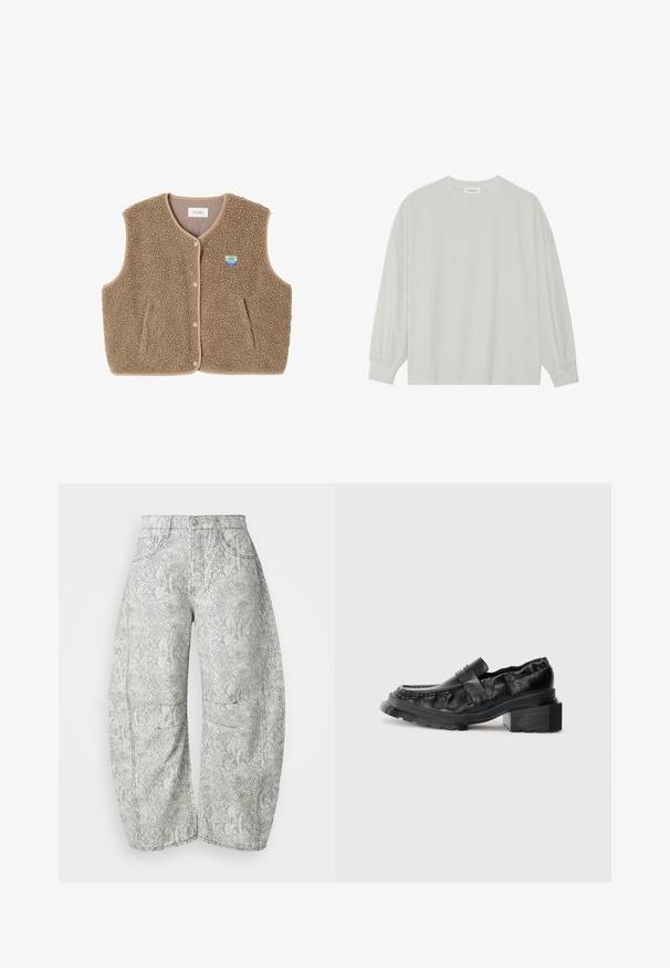Hnědá fleecová vesta s jemnou texturou, kulatým výstřihem, předním zapínáním na patentky a bočními kapsami; má malou nášivku s logem.; Světle šedé tričko s dlouhým rukávem vyrobené z měkké bavlny. Má volný střih, kulatý výstřih a jemně nařasené manžety. Bez vzorů nebo grafik.; Džíny širokého střihu s hadím potiskem v světle šedé a krémové barvě. Denimový materiál, pět kapes s viditelným prošíváním a zapínáním na knoflík.; Černé kožené mokasíny se strukturovanou podrážkou, s mírně zvýšeným blokovým podpatkem a texturovaným svrškem, upevněné předním páskem.