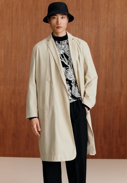 Ropa de marca | Selección online para hombre en Zalando